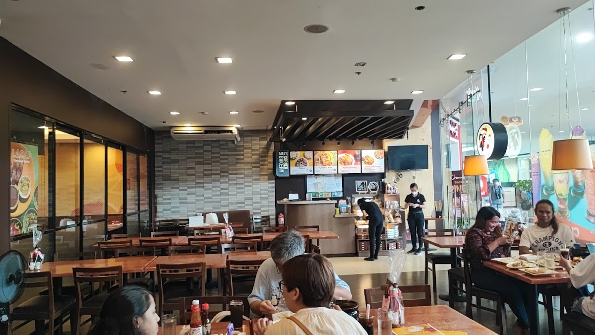 Max's Restaurant Sm City Dasmarinas